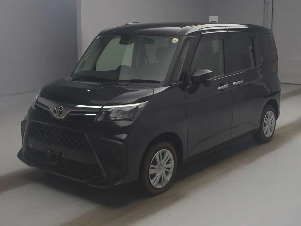 Toyota Roomy M900A 2021