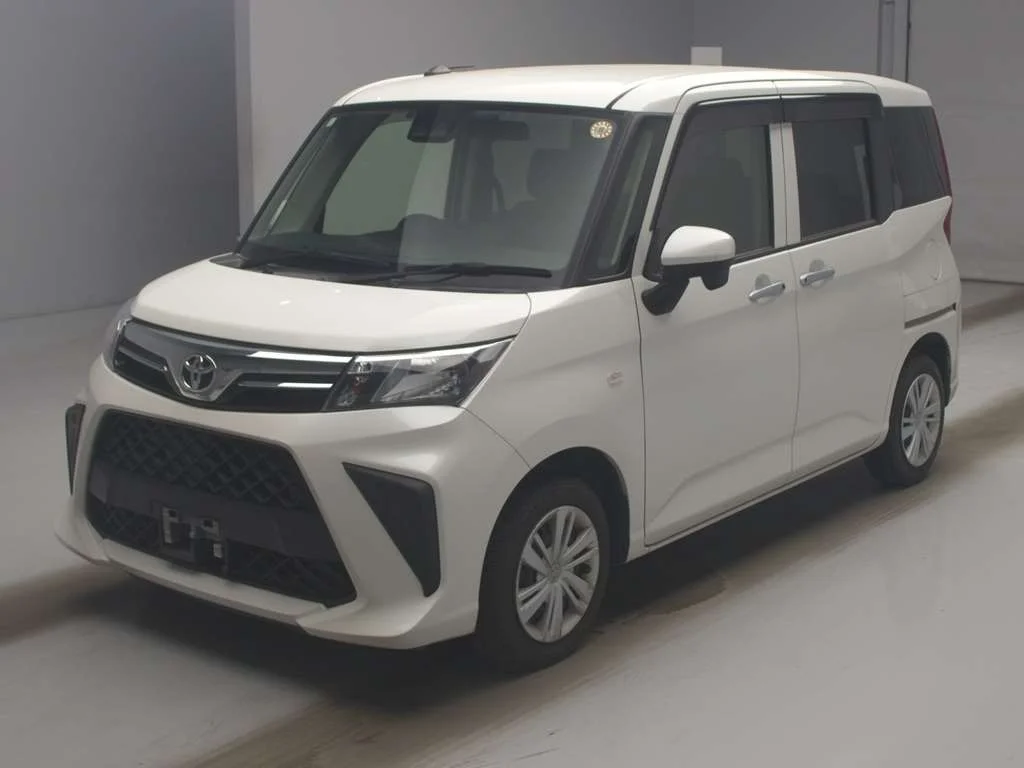 Toyota Roomy M900A 2021
