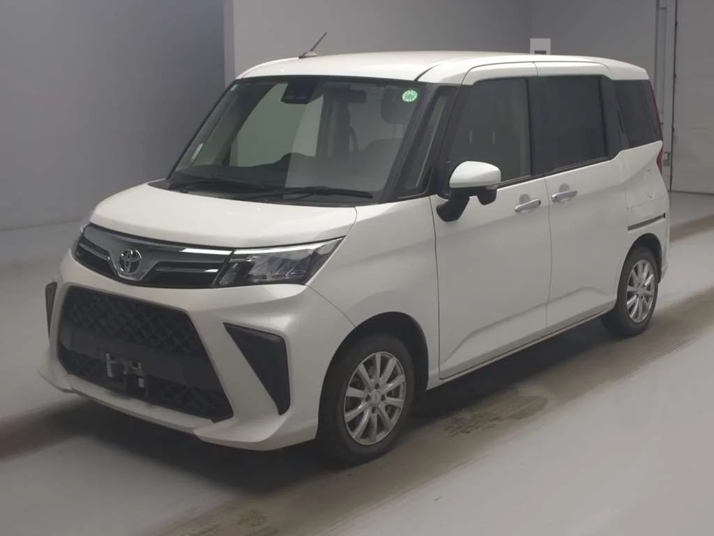 Toyota Roomy M900A 2021