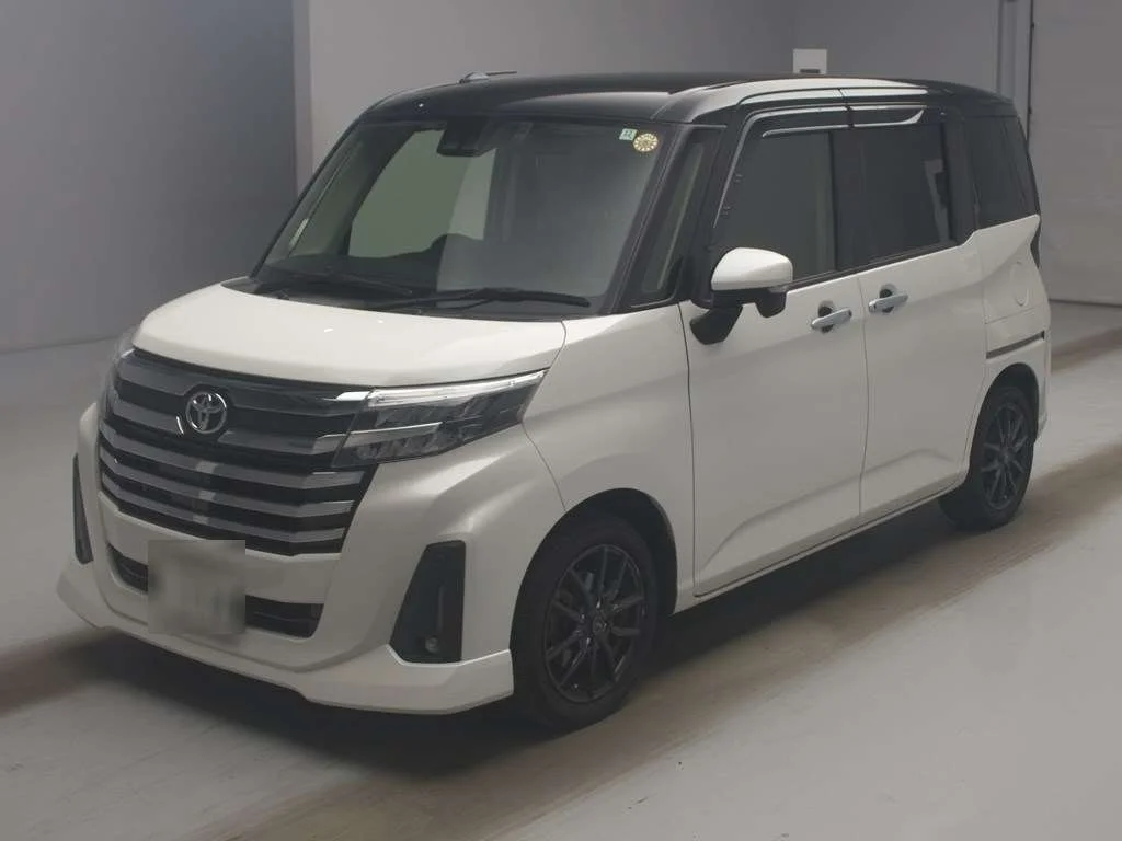Toyota Roomy M900A 2020