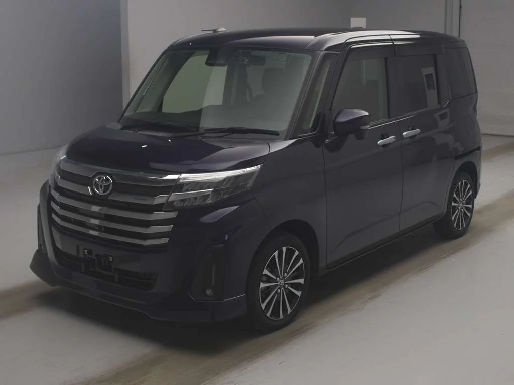 Toyota Roomy M900A 2022