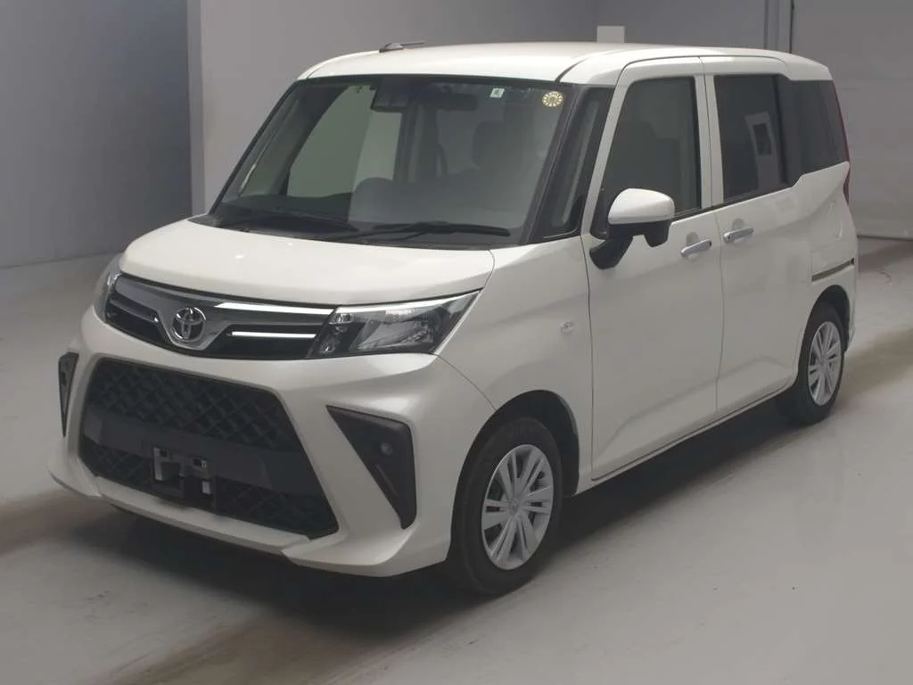 Toyota Roomy M900A 2022