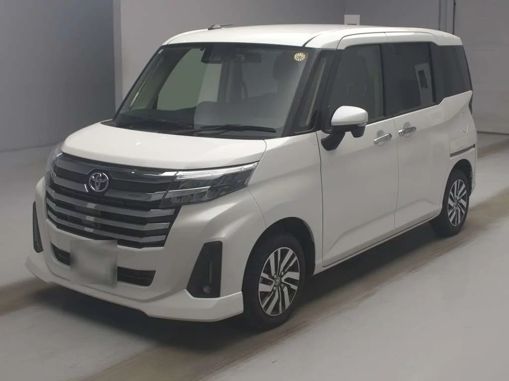 Toyota Roomy M900A 2025