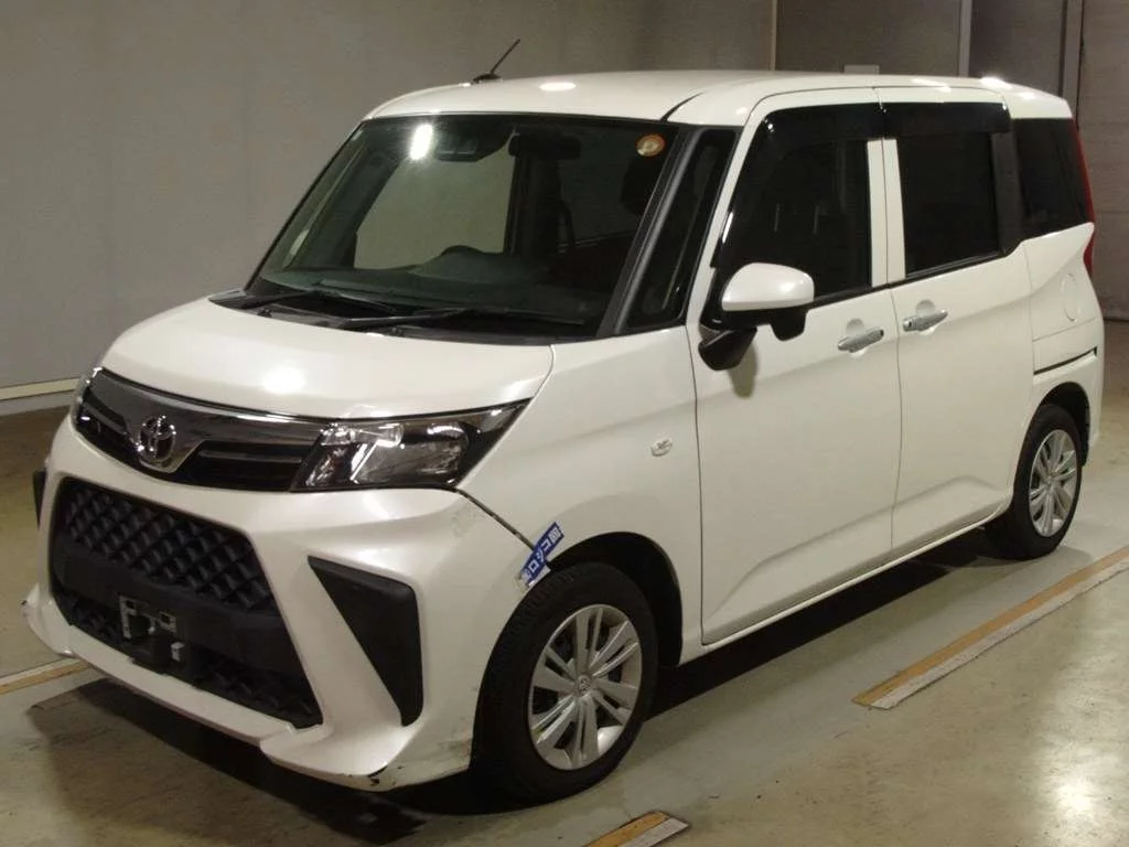 Toyota Roomy M900A 2021