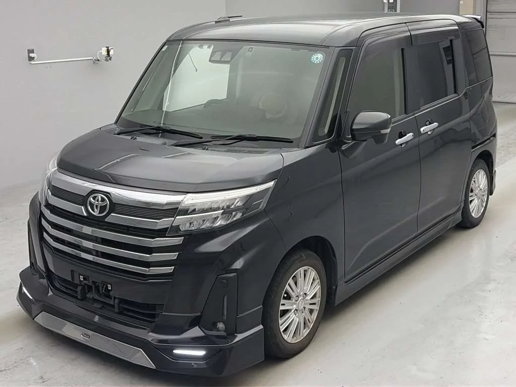 Toyota Roomy M900A 2022