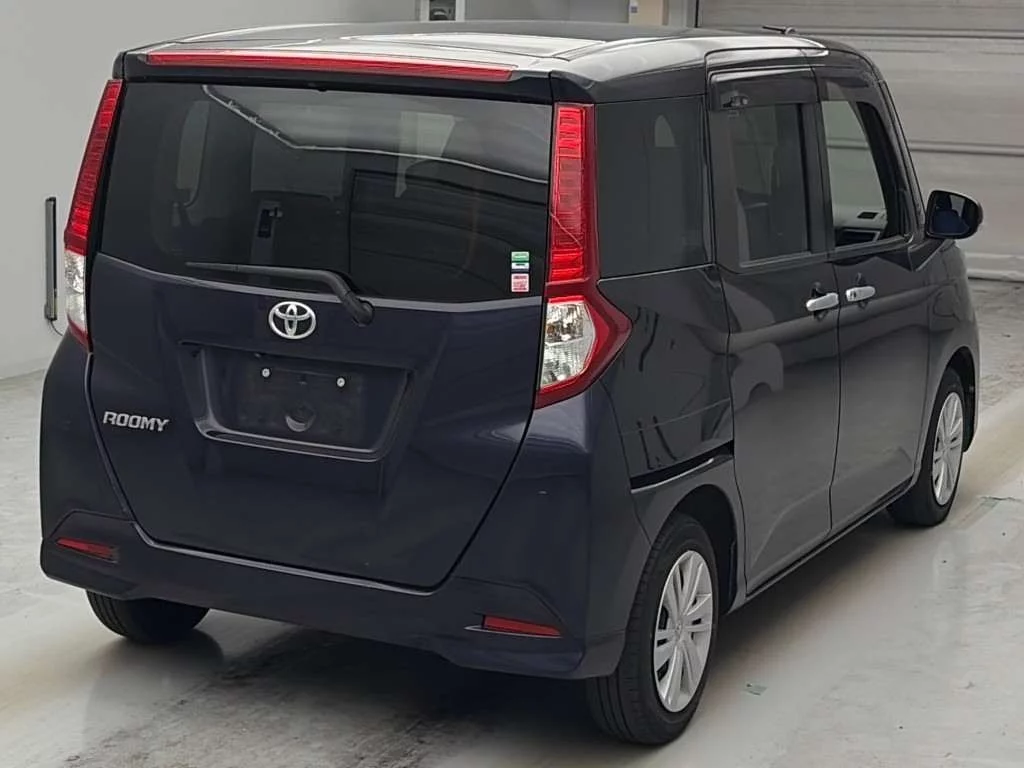 Toyota Roomy M900A 2021