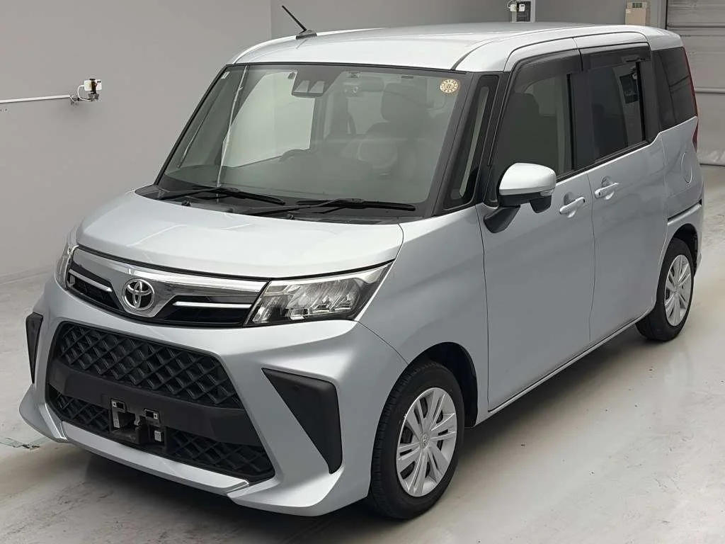 Toyota Roomy M900A 2022