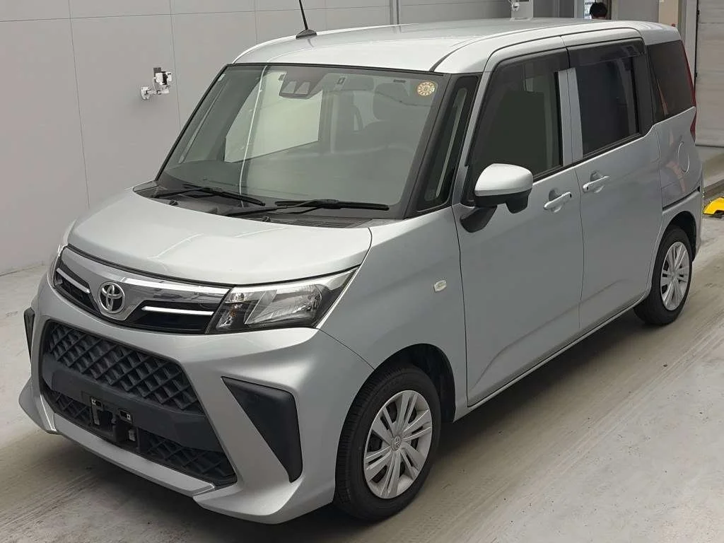 Toyota Roomy M900A 2021
