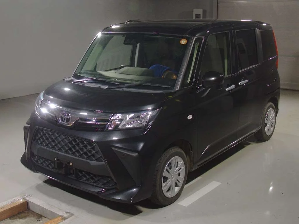 Toyota Roomy M900A 2024