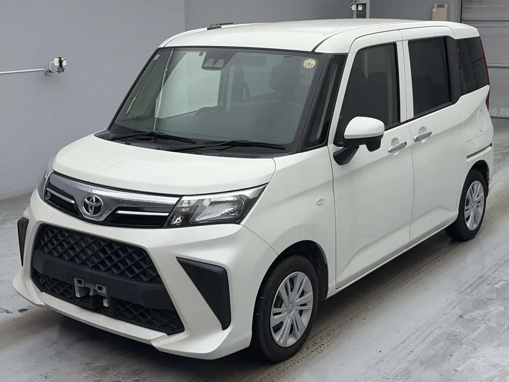 Toyota Roomy M900A 2022