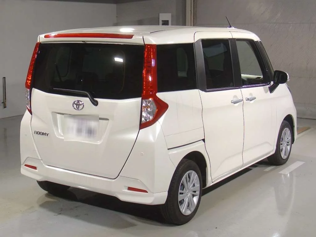 Toyota Roomy M900A 2024