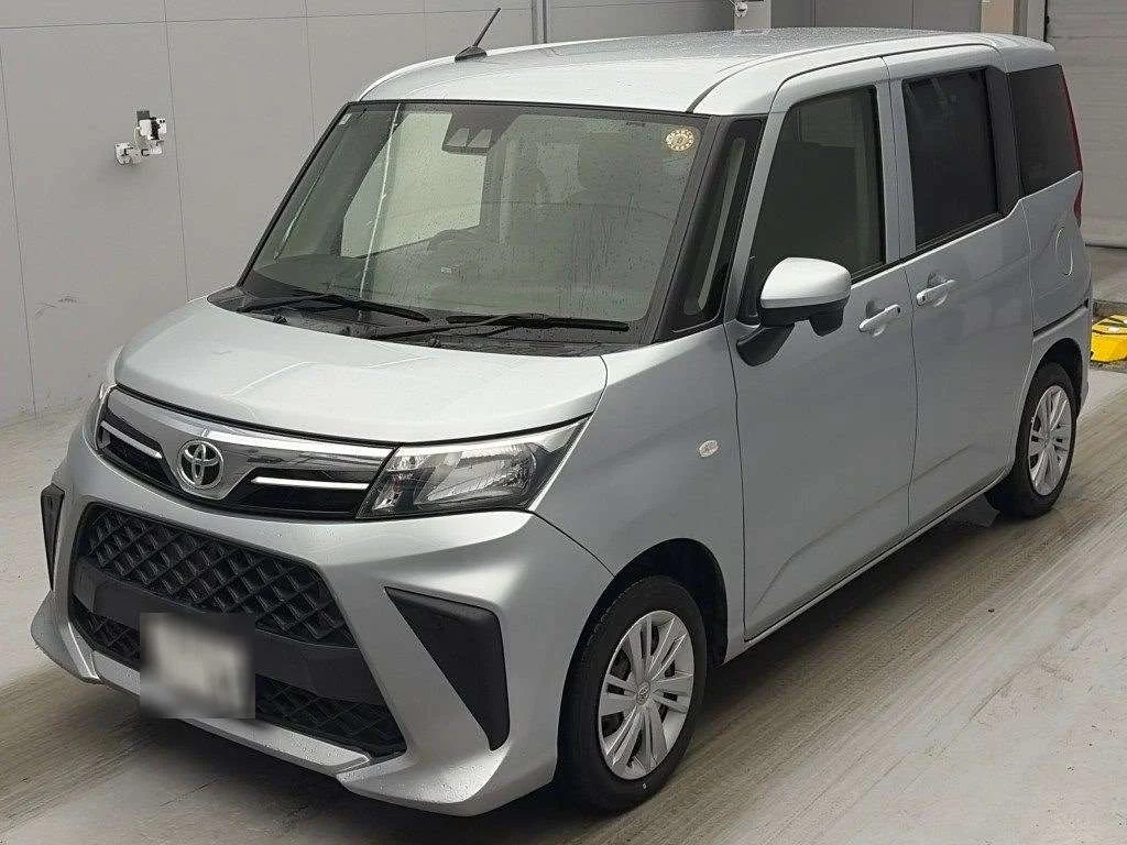 Toyota Roomy M900A 2022