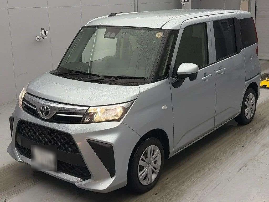 Toyota Roomy M900A 2022