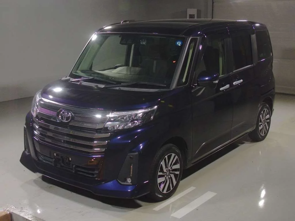 Toyota Roomy M900A 2022
