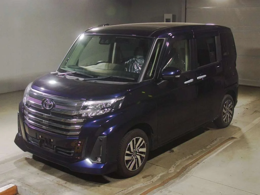 Toyota Roomy M900A 2021