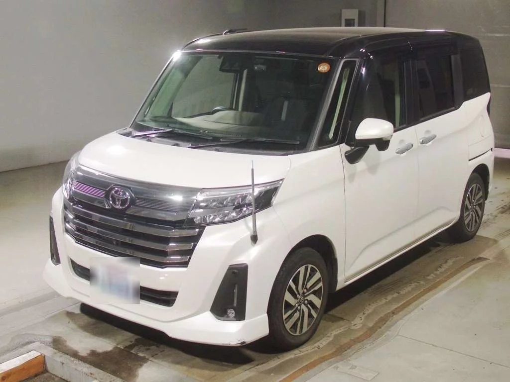 Toyota Roomy M910A 2022