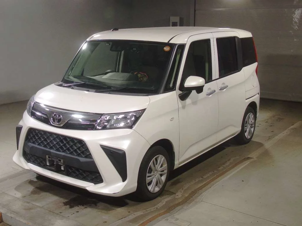 Toyota Roomy M900A 2021