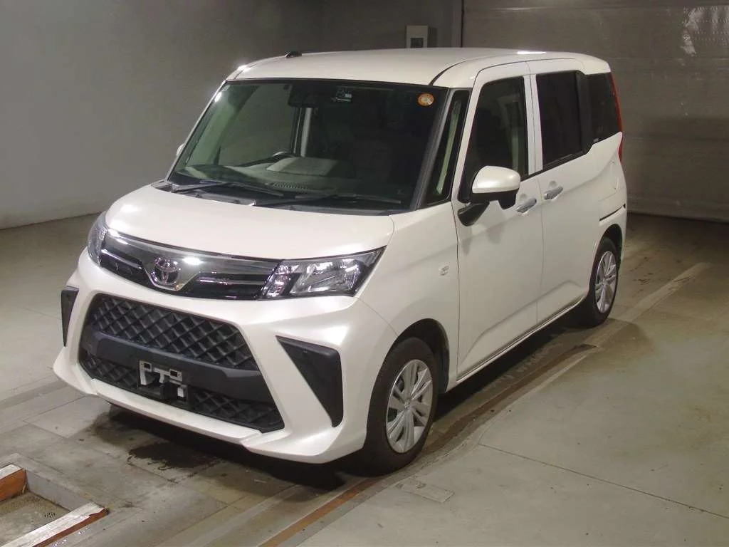 Toyota Roomy M900A 2022