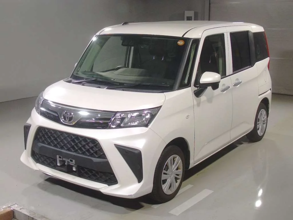 Toyota Roomy M900A 2021