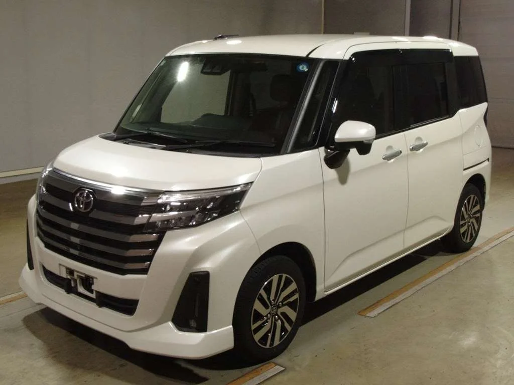 Toyota Roomy M900A 2023