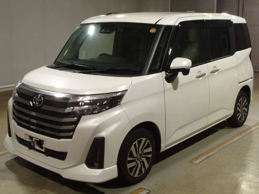 Toyota Roomy M900A 2023