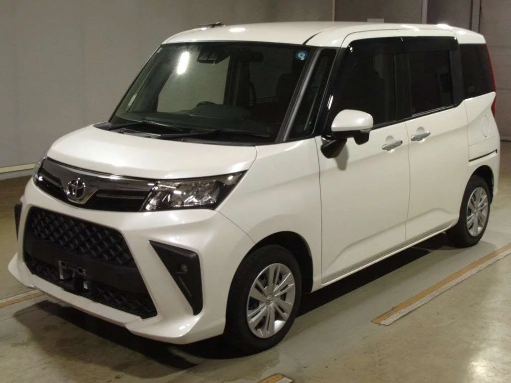 Toyota Roomy M900A 2023