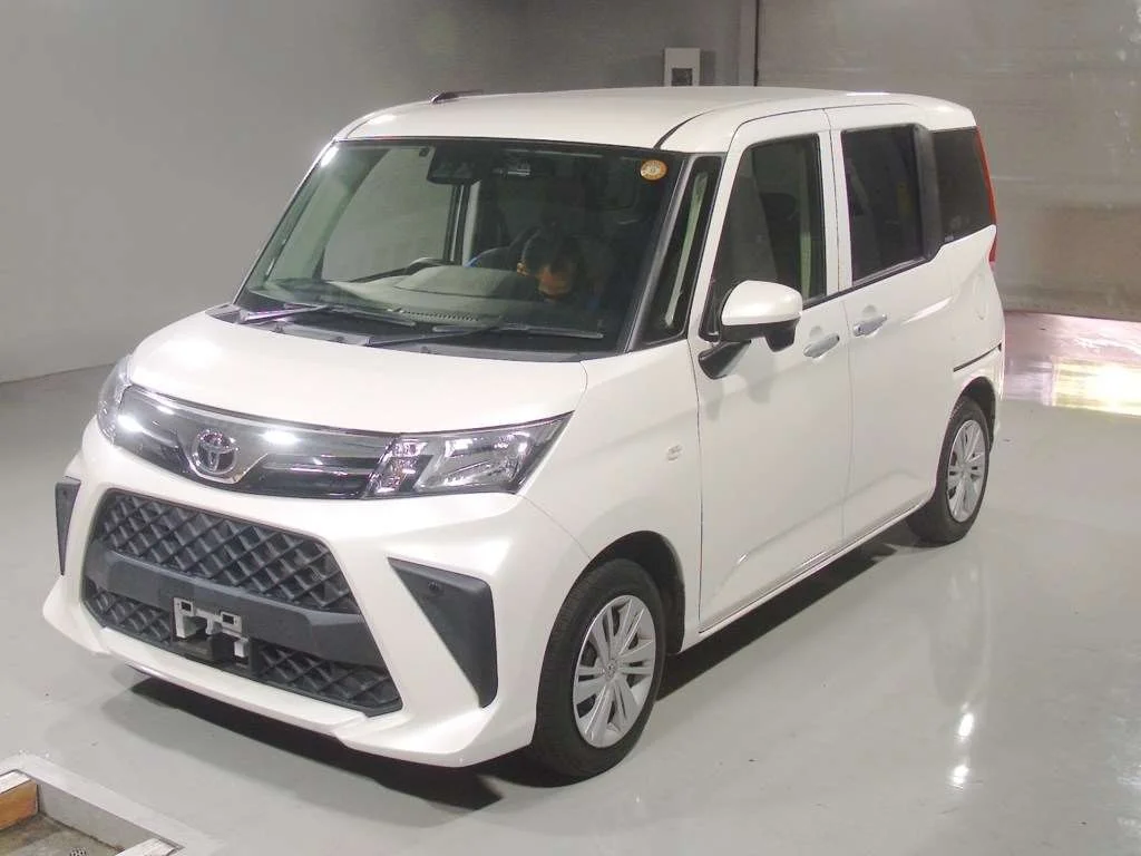 Toyota Roomy M900A 2022