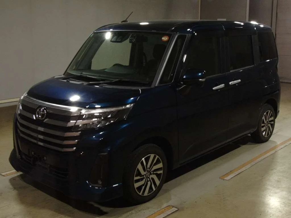 Toyota Roomy M900A 2023