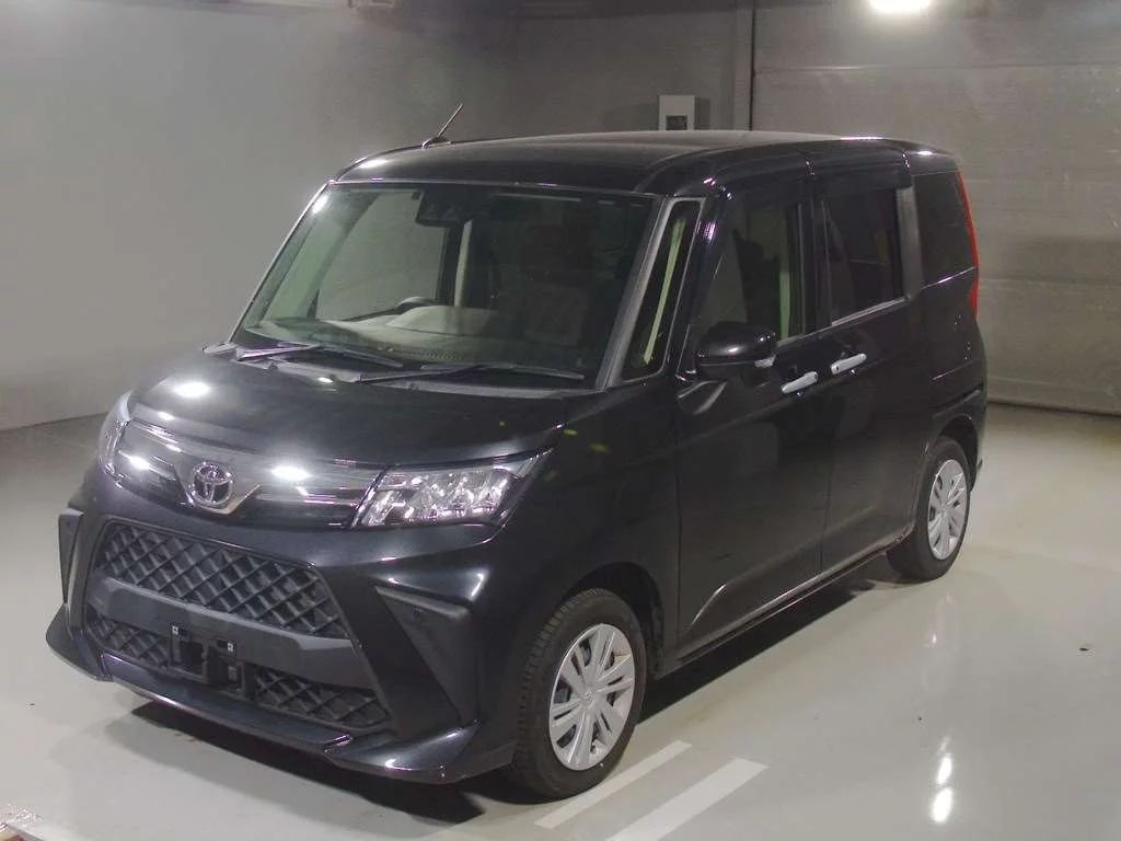 Toyota Roomy M900A 2023