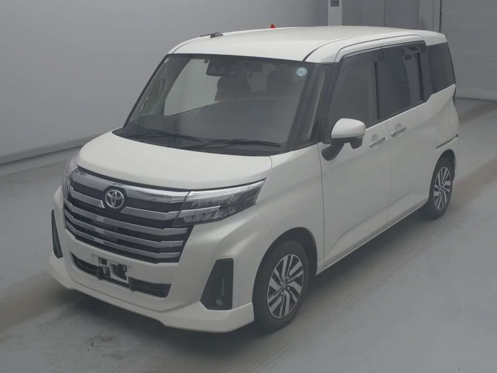 Toyota Roomy M900A 2024