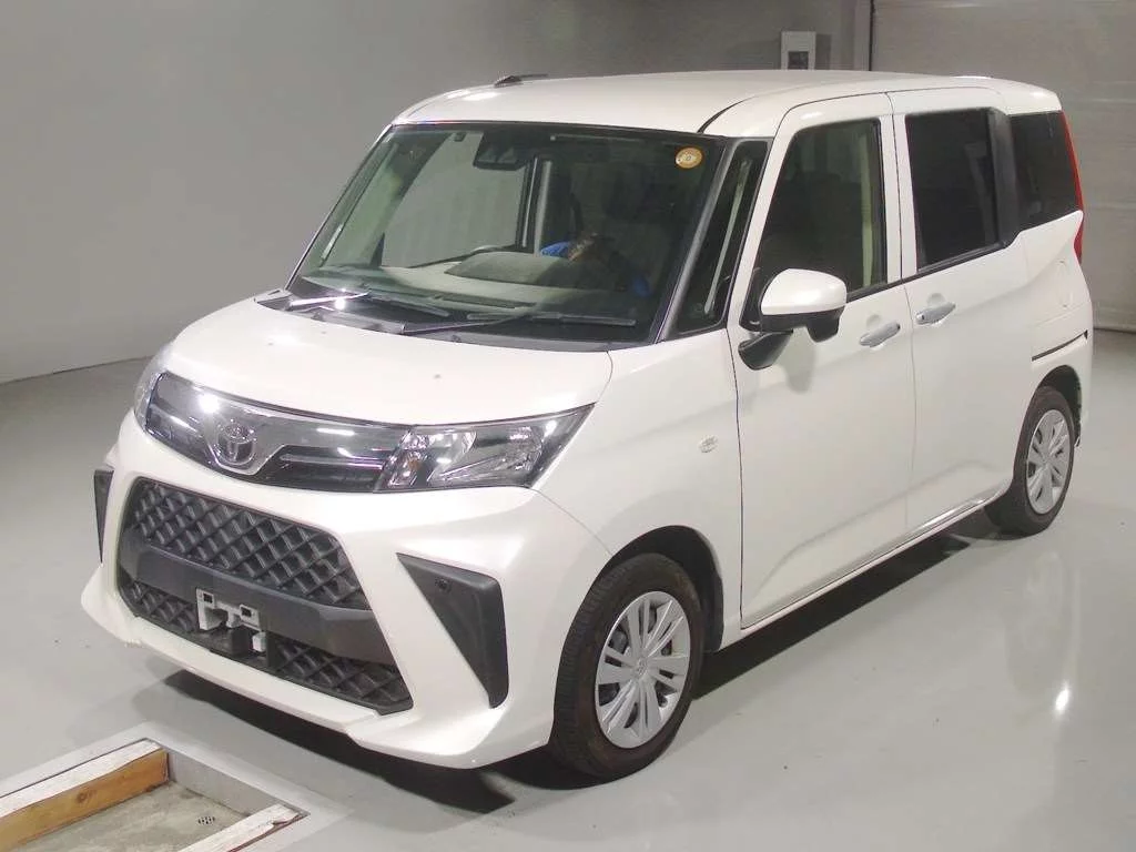 Toyota Roomy M900A 2022