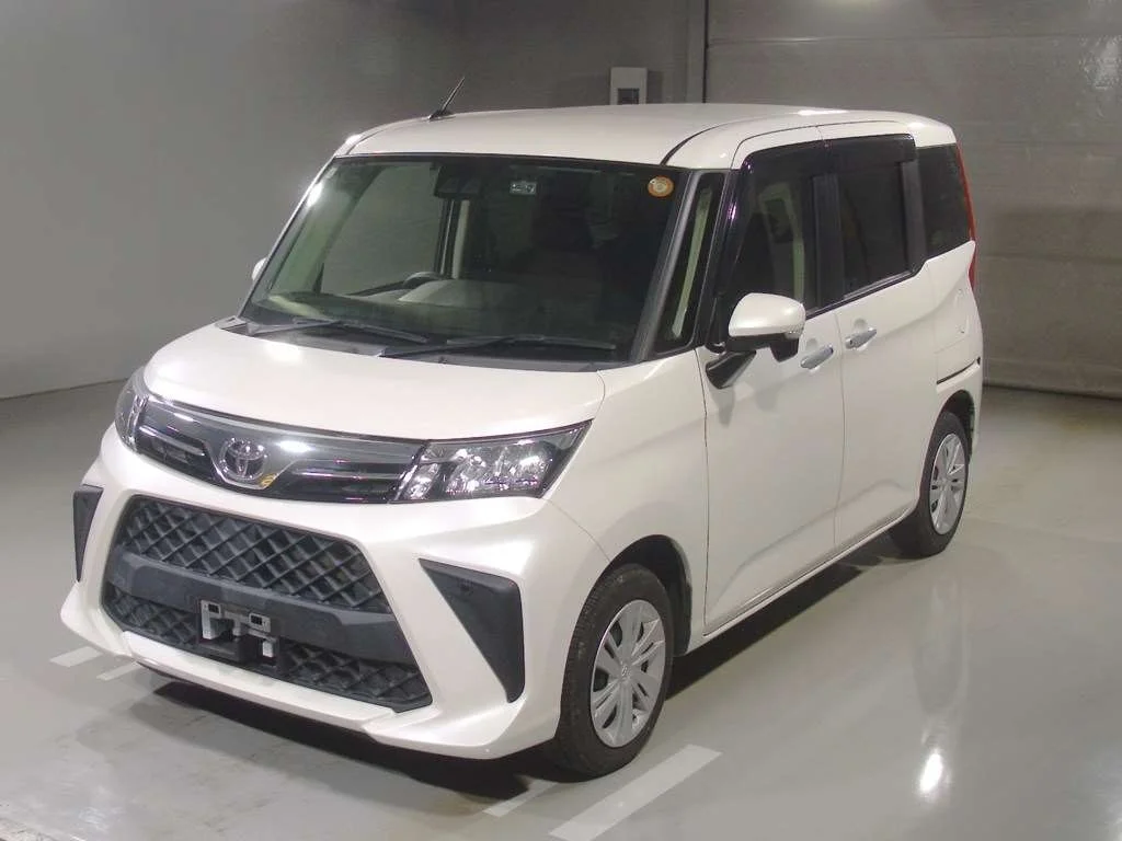 Toyota Roomy M900A 2021