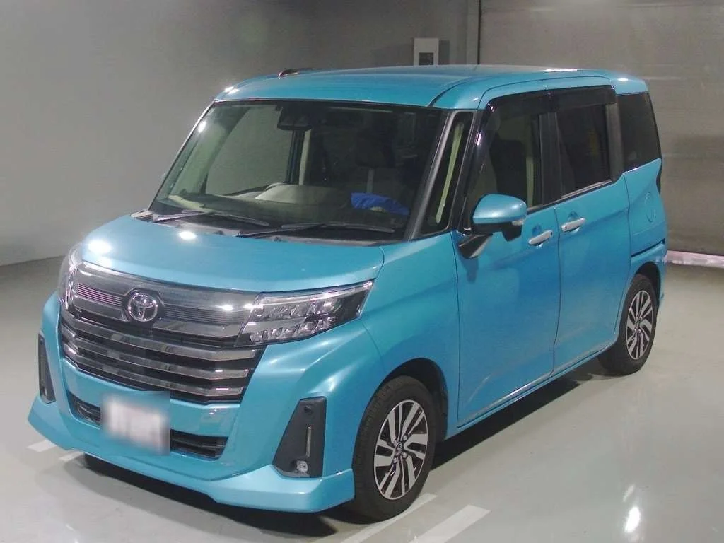 Toyota Roomy M900A 2022