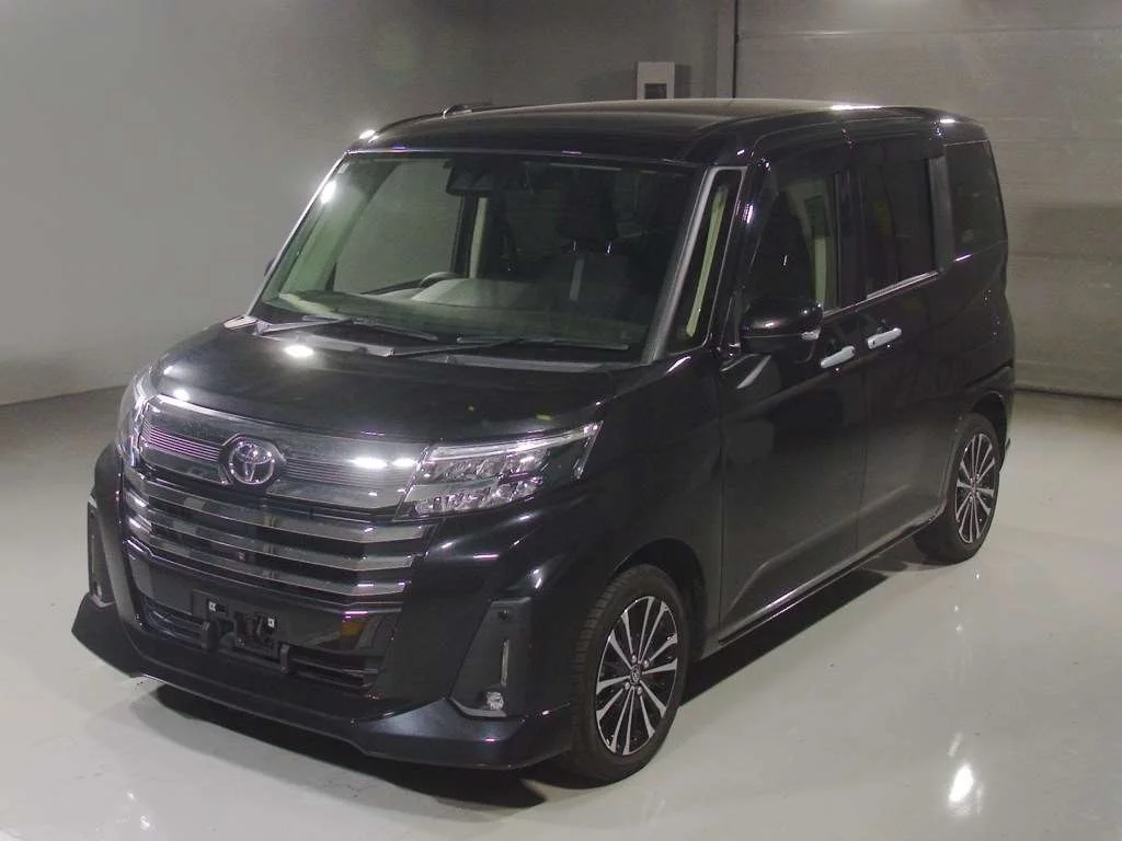 Toyota Roomy M900A 2022