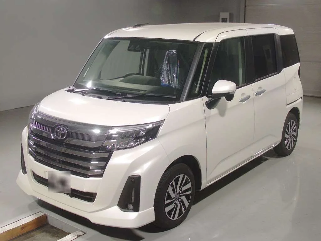 Toyota Roomy M900A 2026