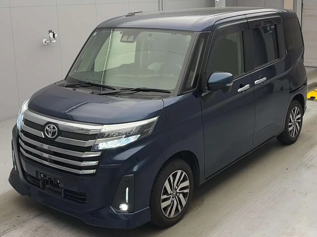 Toyota Roomy M900A 2021