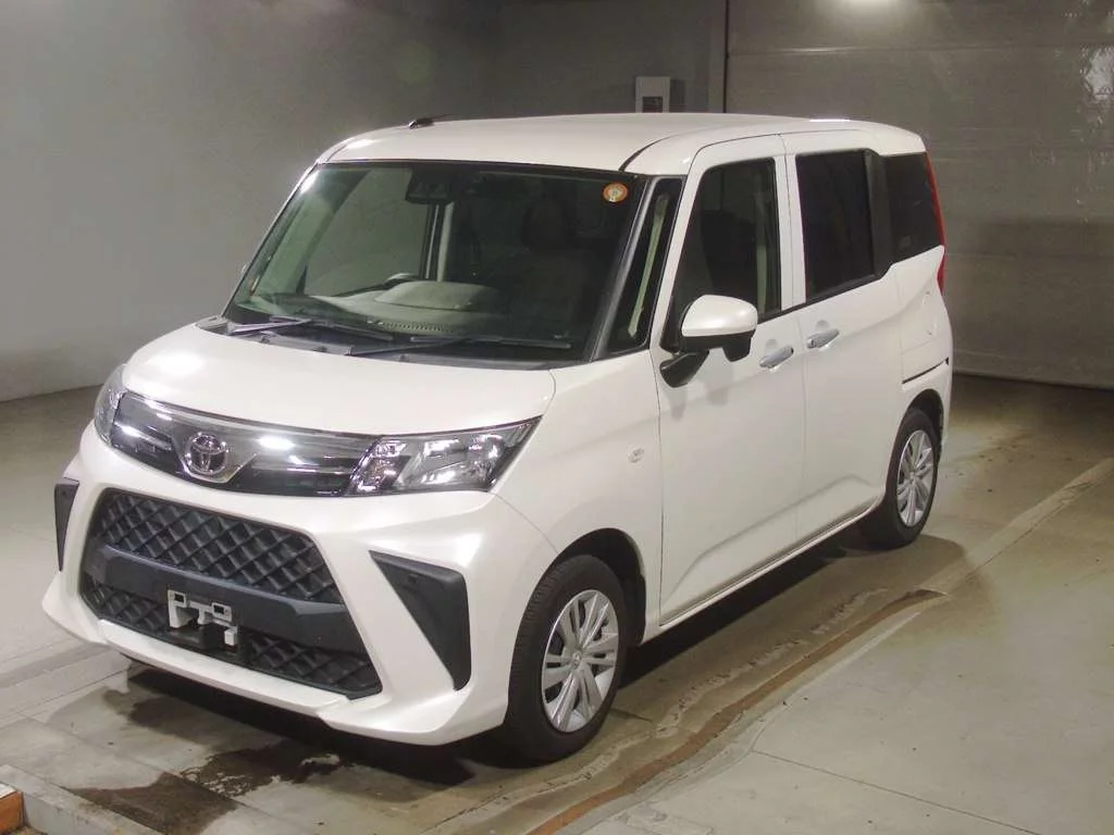 Toyota Roomy M900A 2022