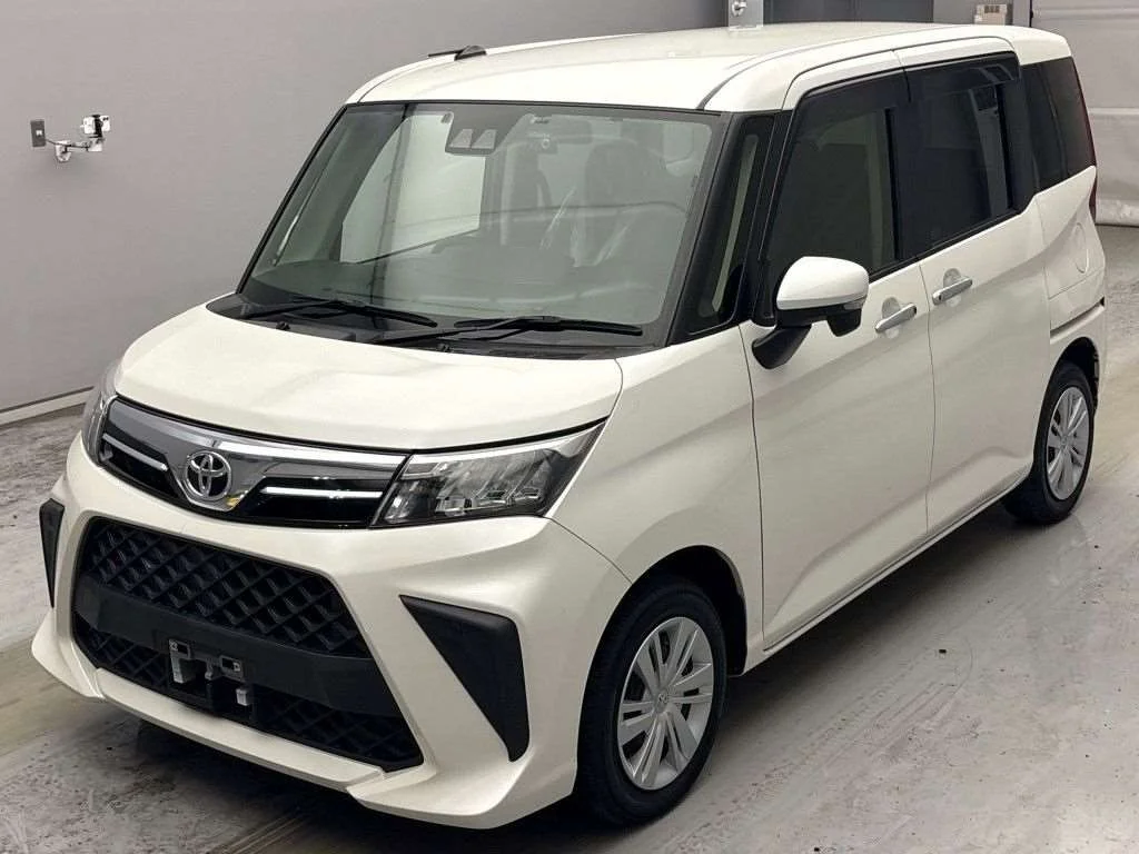 Toyota Roomy M900A 2023