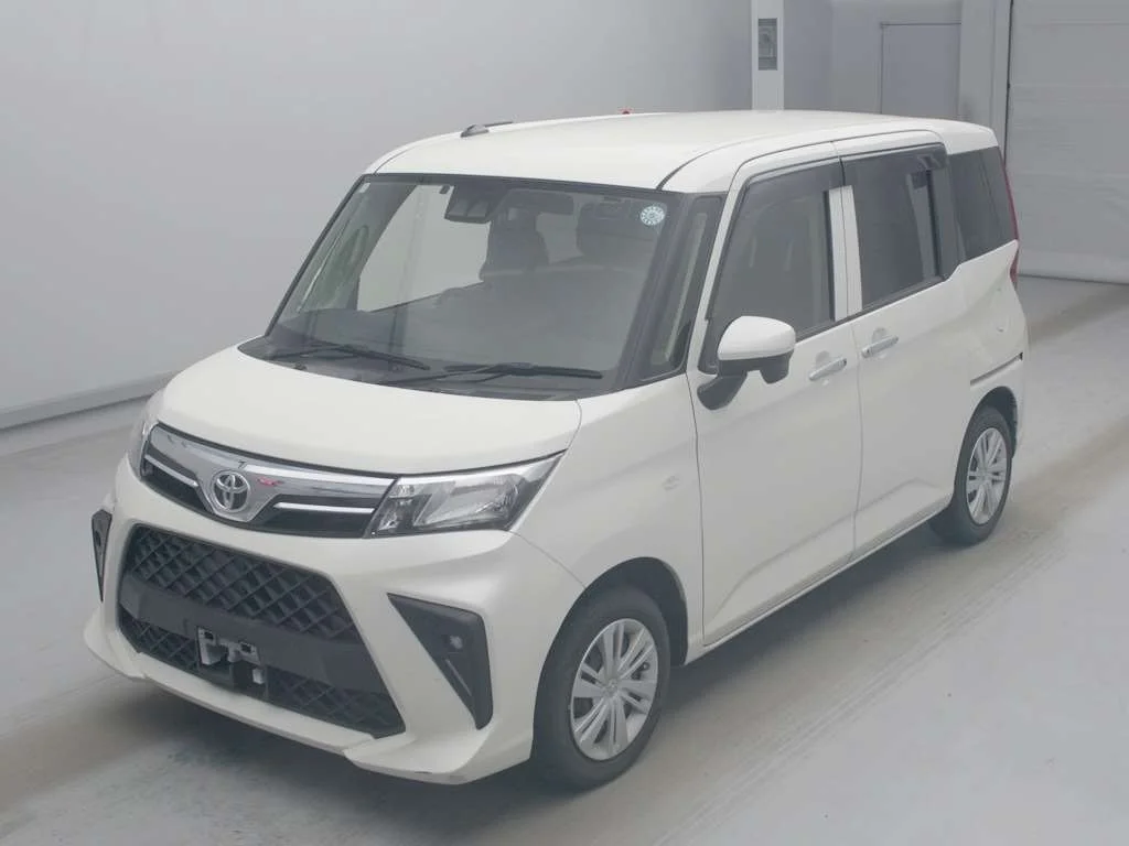 Toyota Roomy M900A 2022