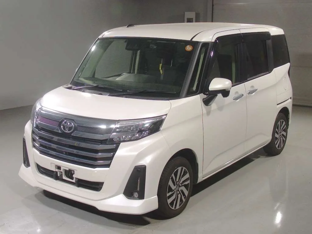 Toyota Roomy M900A 2023