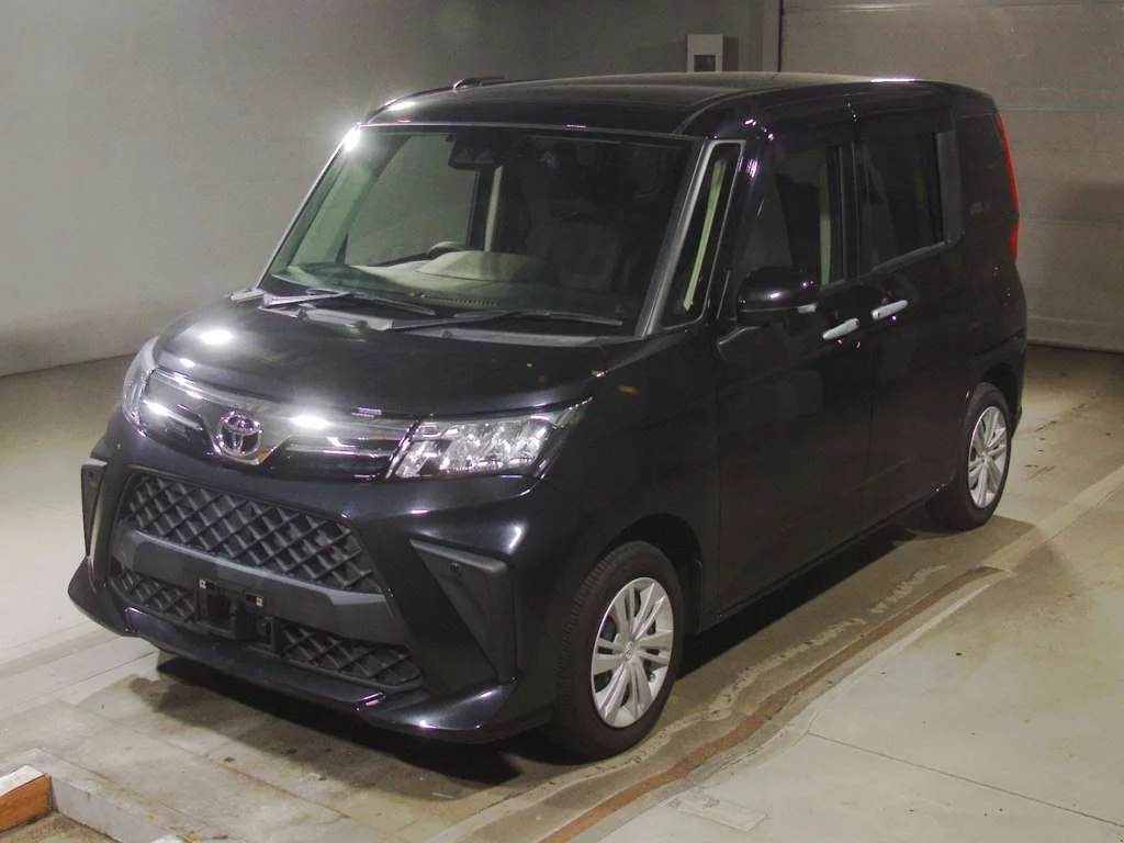 Toyota Roomy M900A 2021