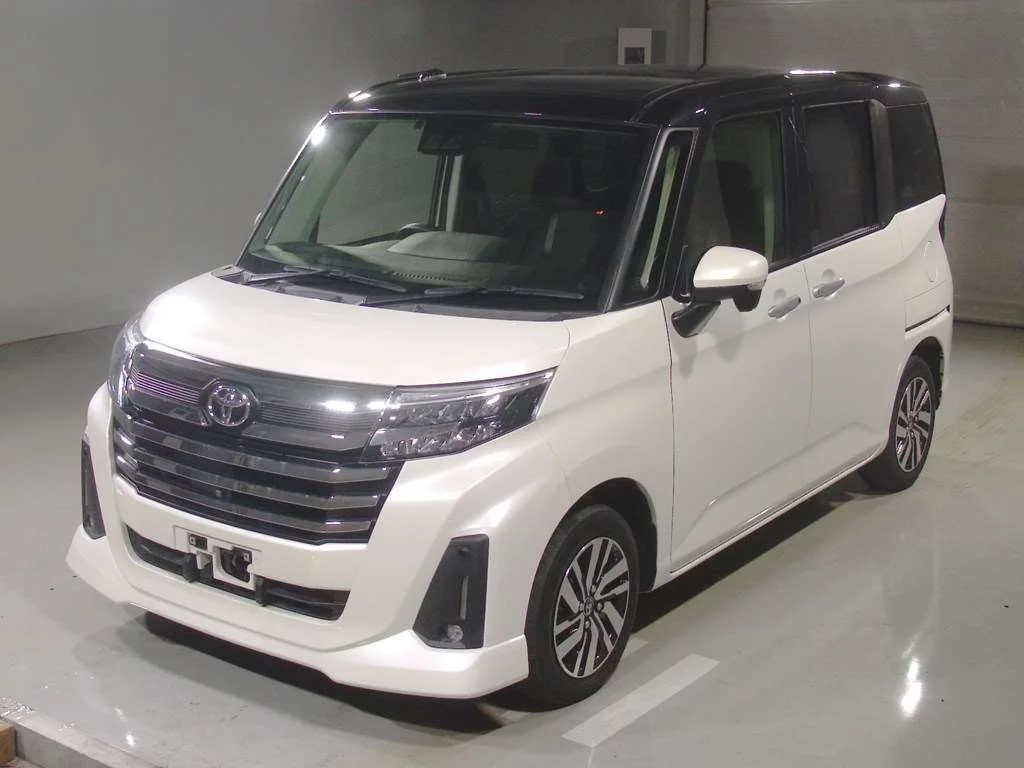 Toyota Roomy M910A 2021