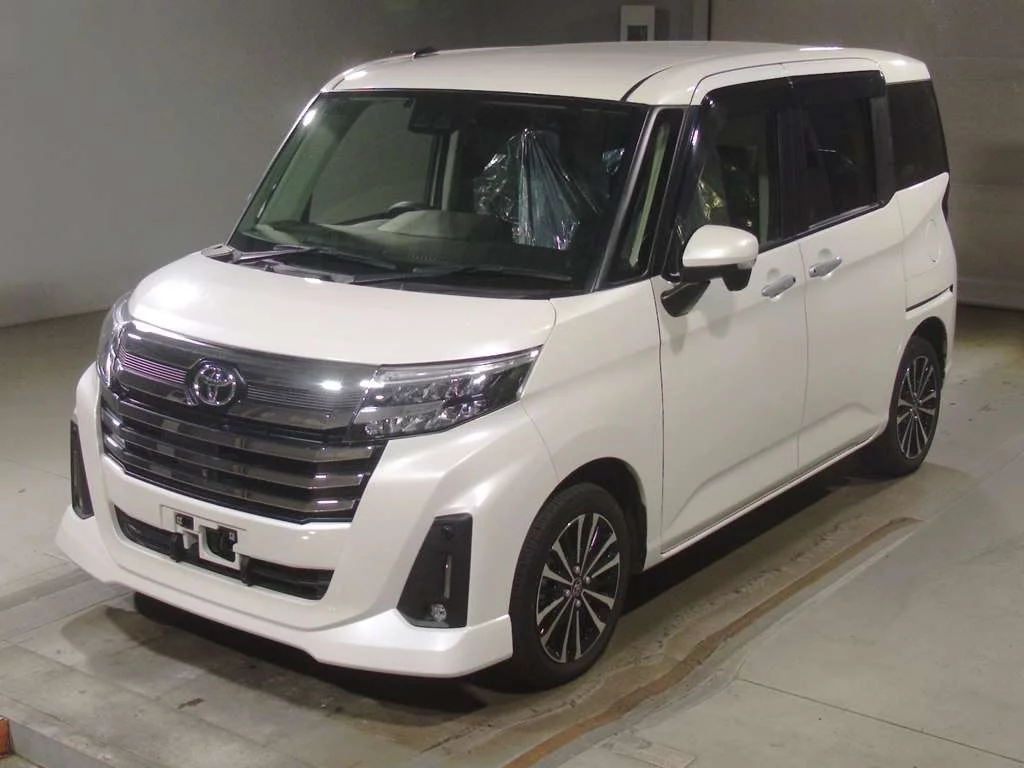 Toyota Roomy M900A 2023