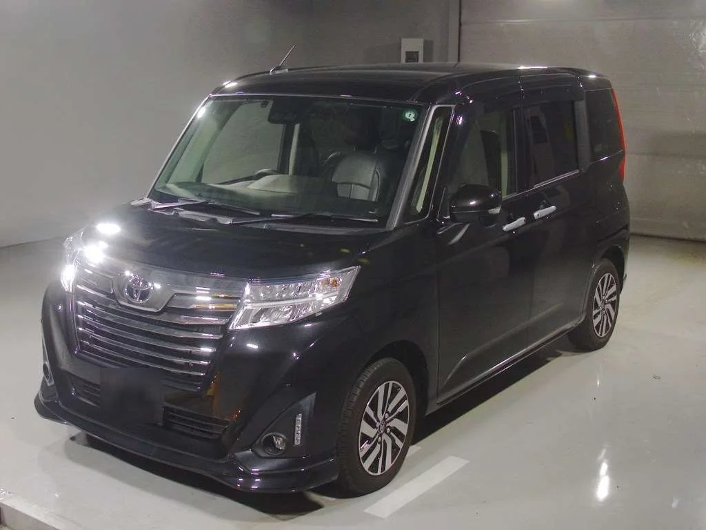Toyota Roomy M900A 2019