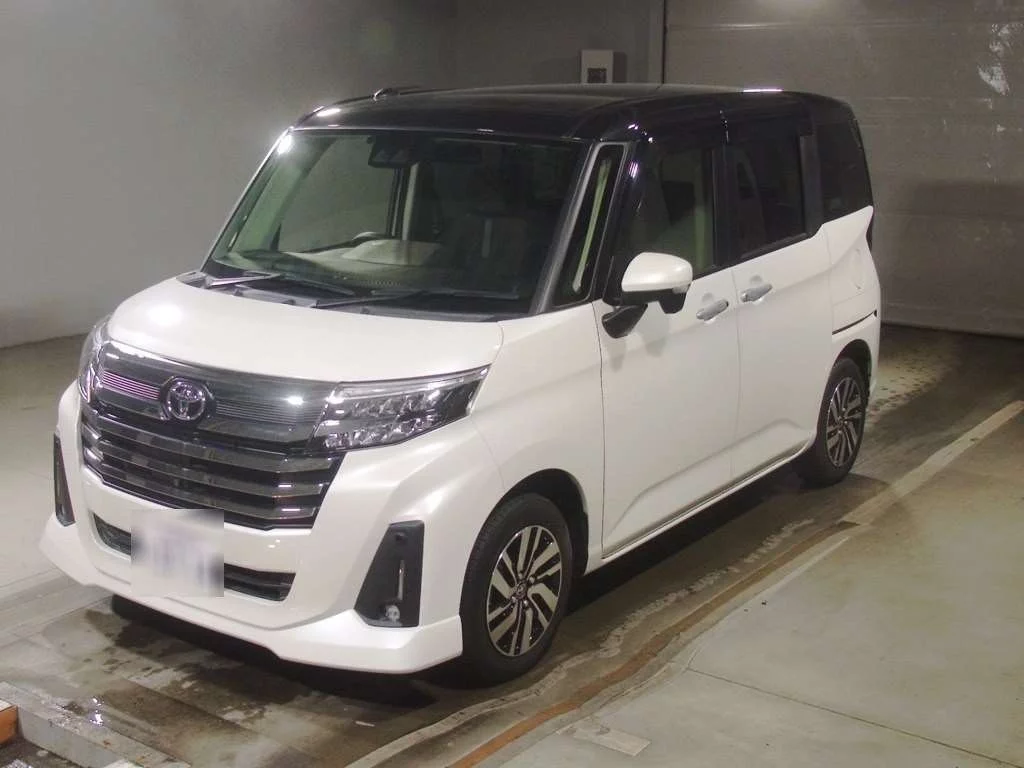 Toyota Roomy M900A 2022