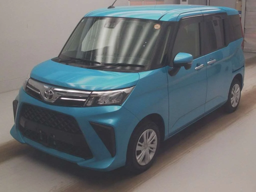 Toyota Roomy M900A 2021