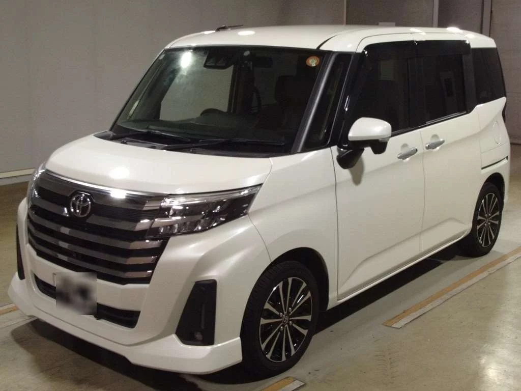 Toyota Roomy M900A 2021