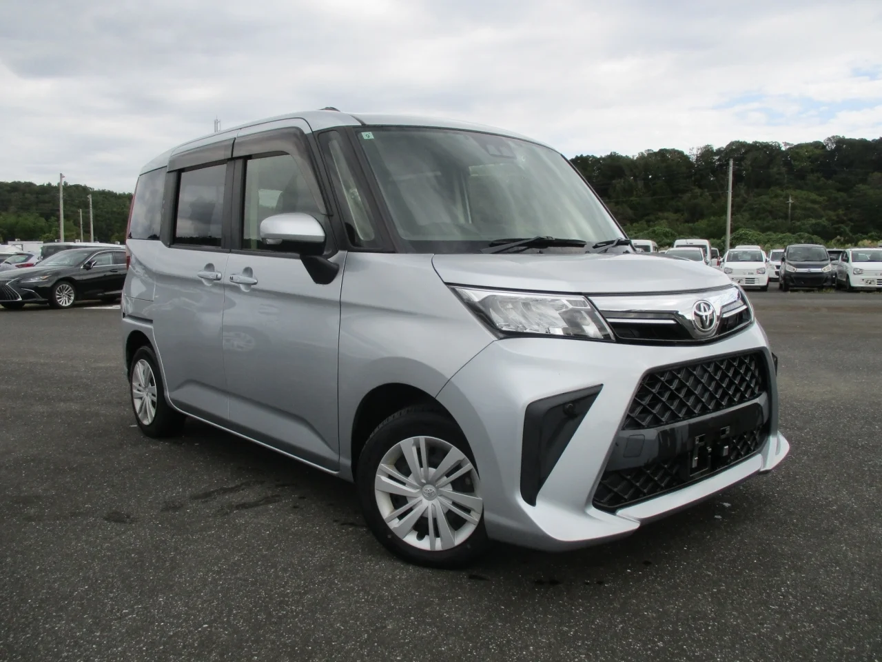 Toyota Roomy M900A 2021