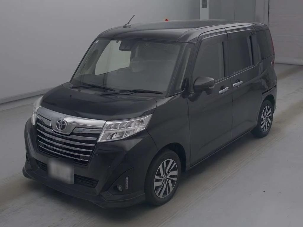 Toyota Roomy M900A 2019