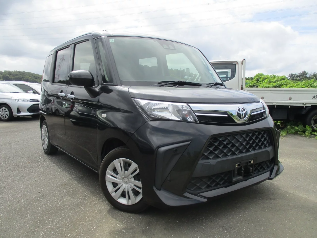Toyota Roomy M900A 2021